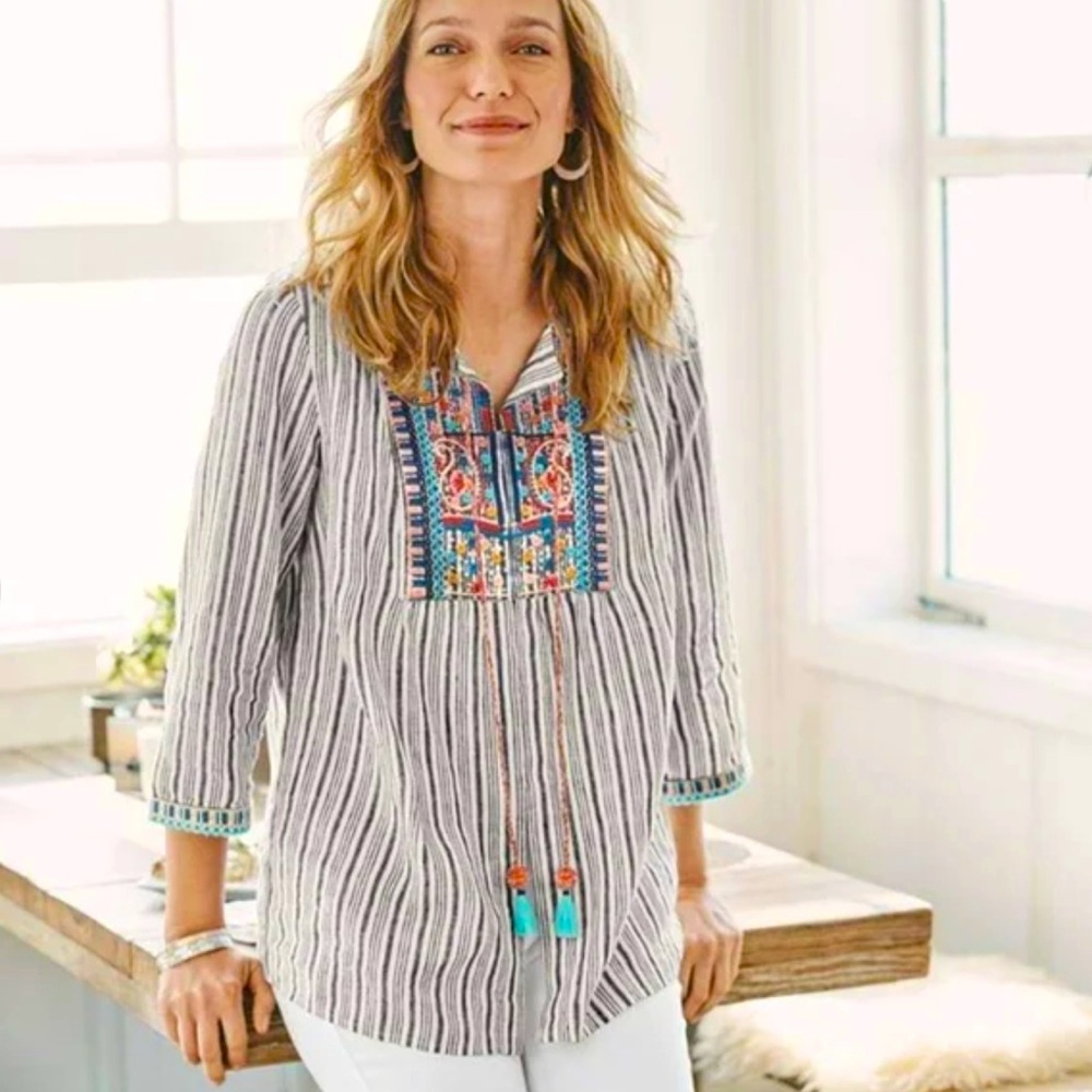 J Jill Love Linen blue stripe 3/4 sleeve embroidered boho top w/tassels. Sz SP